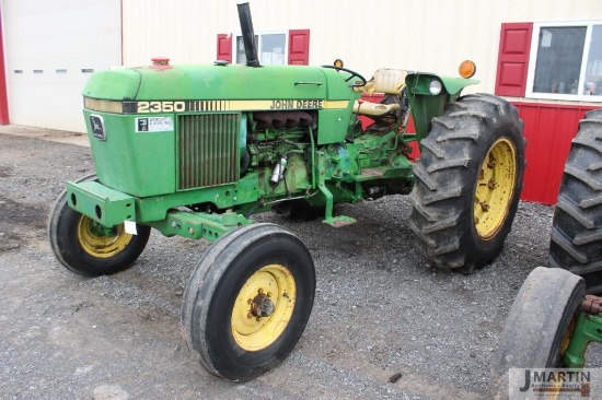 JD 2350 tractor