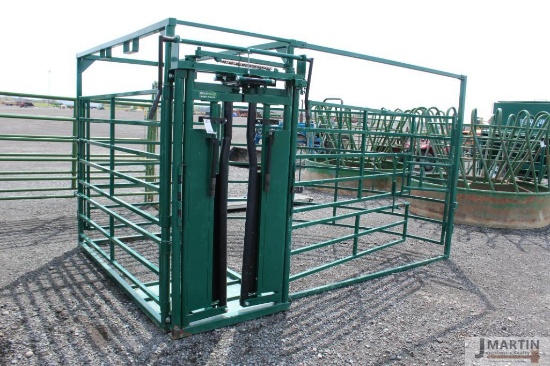Stockmans D90 livestock head gate
