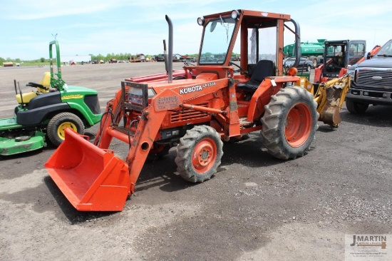 Kubota L2650 compact tractor