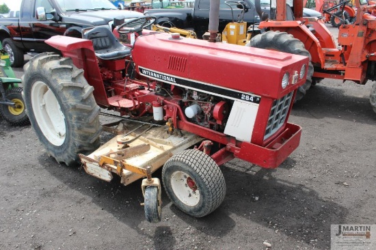 Int 284 tractor