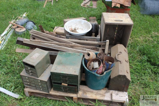 Pallet of misc tools and organizers