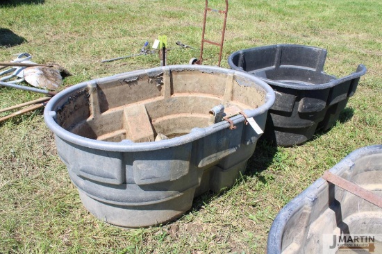 2- Rubbermaid Water Totes
