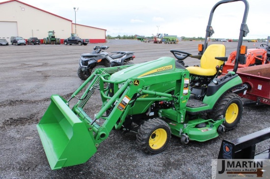 2017 JD 1025R compact w/ H120 loader