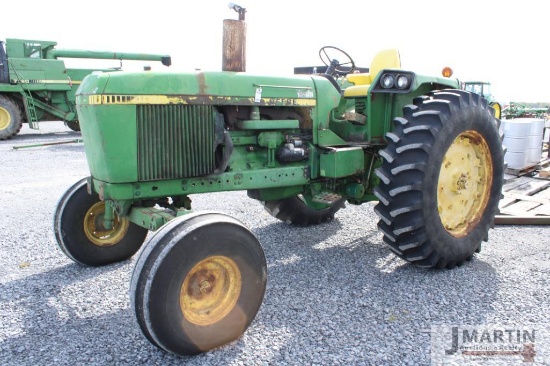 JD 4040 tractor