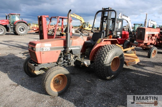 CIH 275 diesel utility tractor