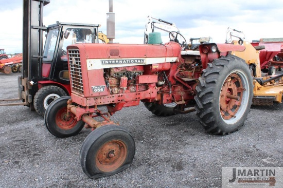 INT 656 tractor