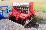 Agrotk heavy duty 3pt drill