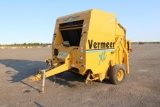 Vermeer 605 Accu-bale Plus XL Series round baler