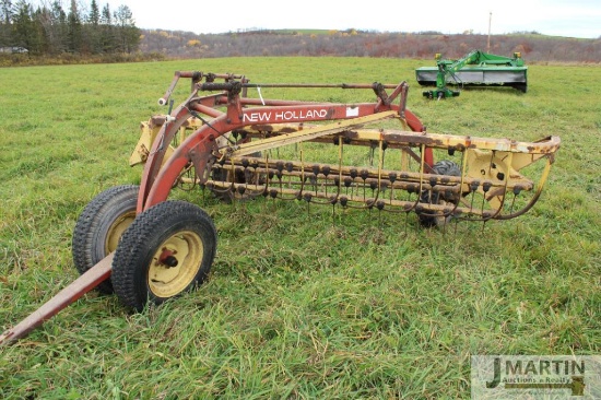 NH 256 roll-a-bar rake