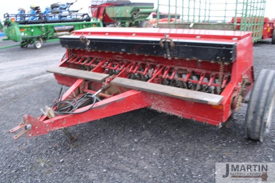 CIH 5300 10'6'' grain drill