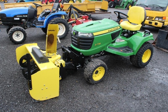 2020 JD X738 Lawn tractor