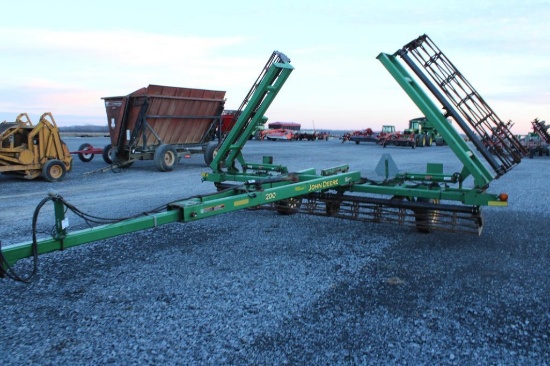 JD 200 30' rolling basket