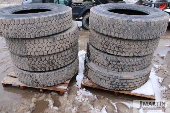 8-11R24.5 Semi tires