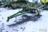 JD 710 7' 5 shank chisel plow