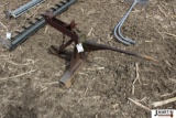 Bucket mount bale spear