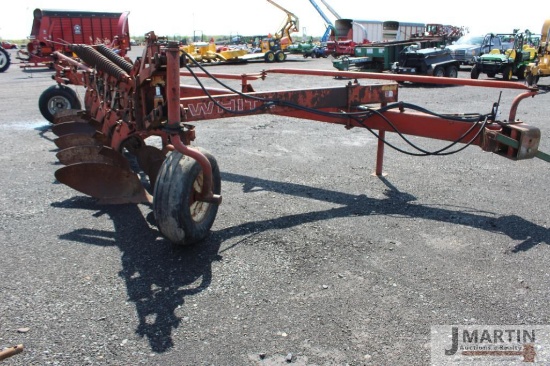 White 549 6 bottom on land plow