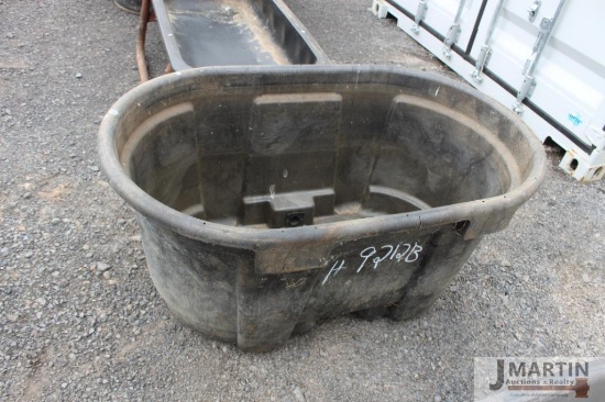 Rubber Maid stock tank