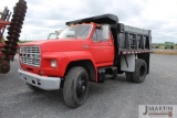 1982 Ford F800 dump truck