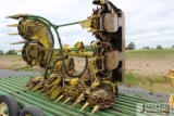 JD 698 8' small drum corn head