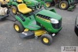 JD D100 riding mower
