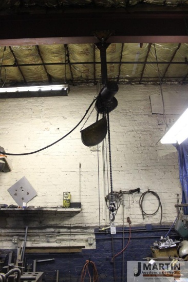 Yale 1 ton electric hoist