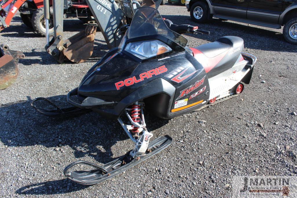 2005 Polaris Fusion 900 snowmobile | Proxibid 2005 Polaris Fusion 900 snowmobile | Proxibid