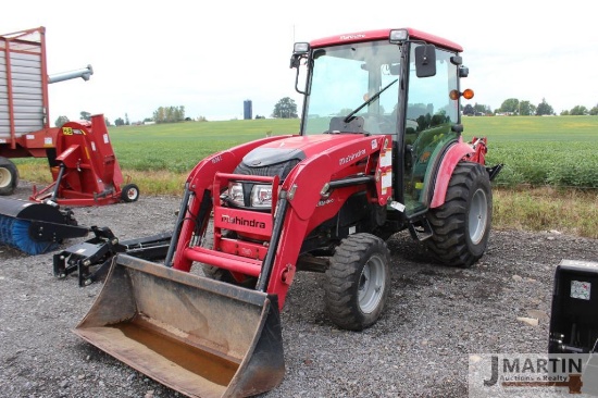 2015 Mahindra 1538 tractor loader backhoe