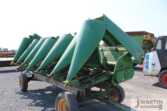 JD 693 corn head