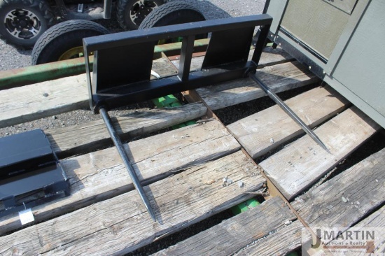 Skid mount 2 prong bale spear