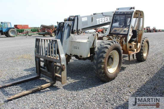 Terex TH 842C telehandler