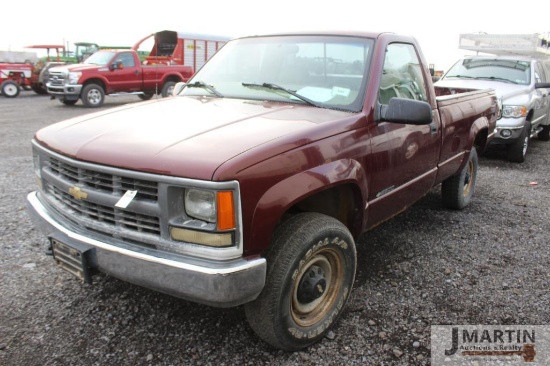 1998 Chevy Silverado Cheyenne half ton pickup