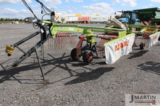 Claas Liner 650 twin rotary rake