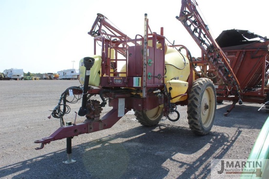 Hardi CM750 sprayer