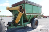 JD 1210A grain buggy