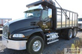 2006 Mack CXN613 10-wheeler
