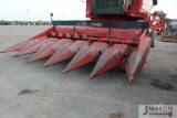 IH 1063 6 row corn head