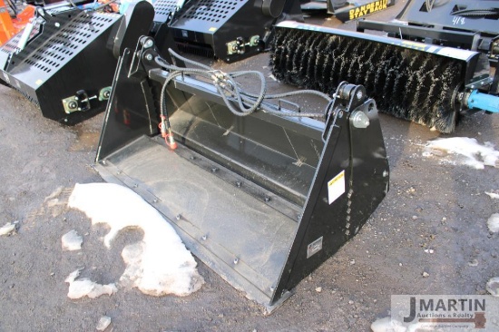Skid mount unused hyd 4-in-1 bucket