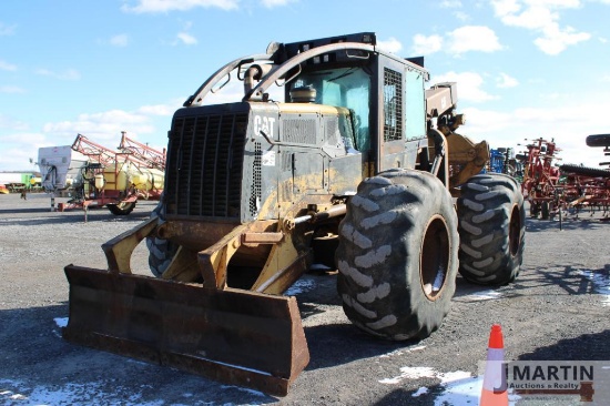 Cat 525B skidder