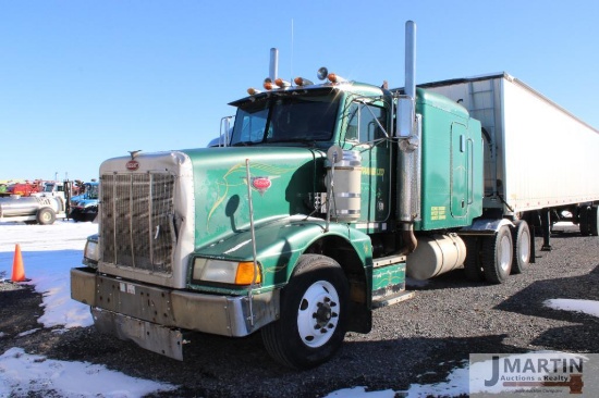 1987 Peterbilt 377 semi tractor