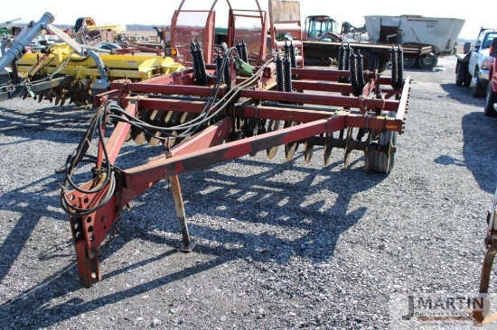 CIH 6500 9 shank plow