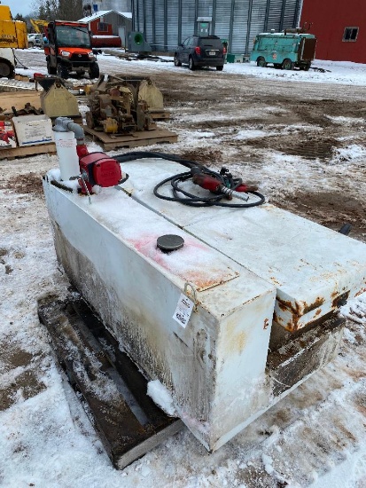 105 Gallon L Shaped Fuel Tank & toolbox
