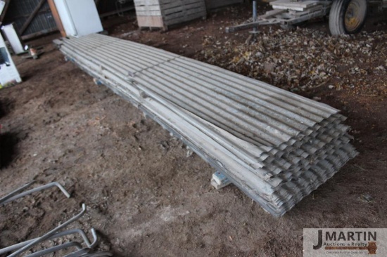 40 pieces of 20? x 28? galvanized metal roof steel
