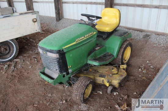 John Deere 335 Lawn mower
