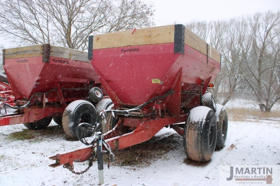 Stoltzfus Red Hawk 80 8 ton fert/ lime spreader
