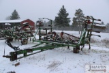 Glenco 20 tooth Soil Saver chisel plow