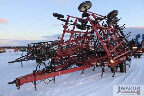 Case Tiger Mate II 30' field cultivator