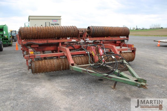 Brillion 27' flat fold cultimulcher