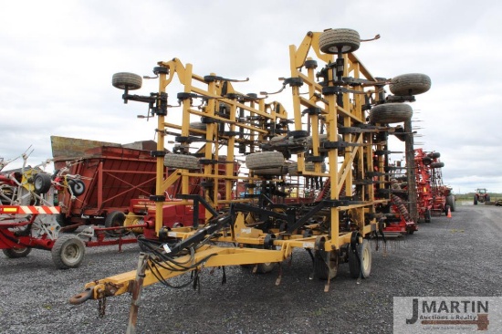 Landoll 9800 44' field cultivator