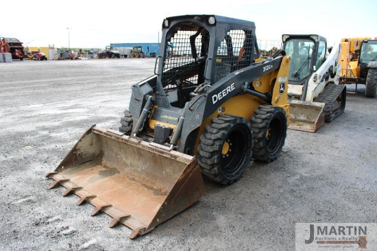 2018 JD 312GR skid loader