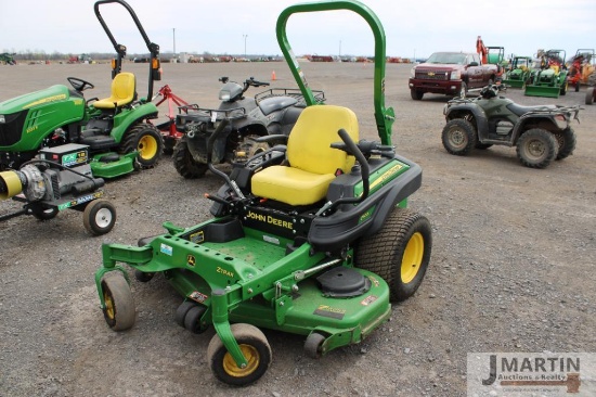 JD 915B zero turn